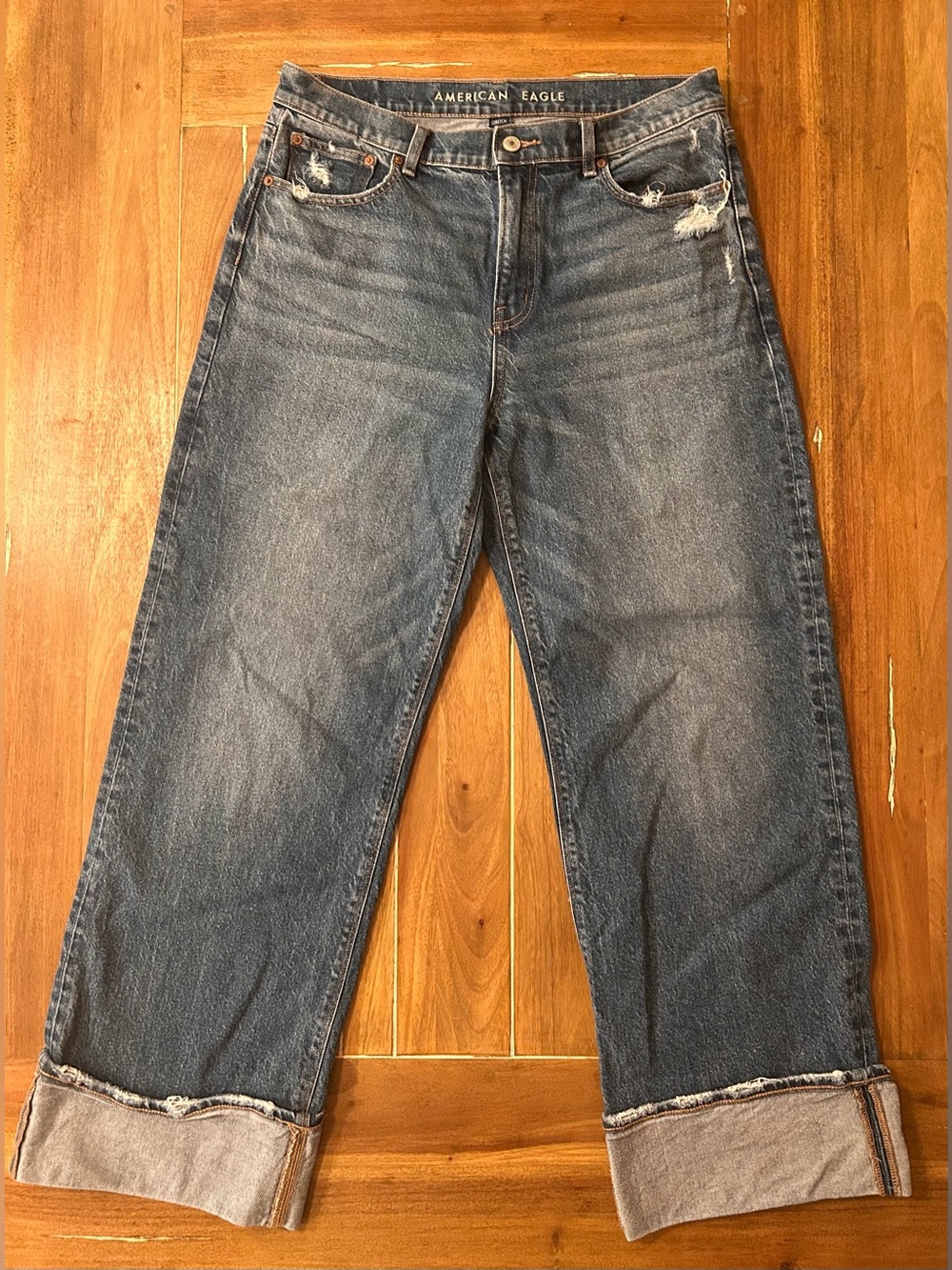 American Eagle stove pipe jeans. 10.